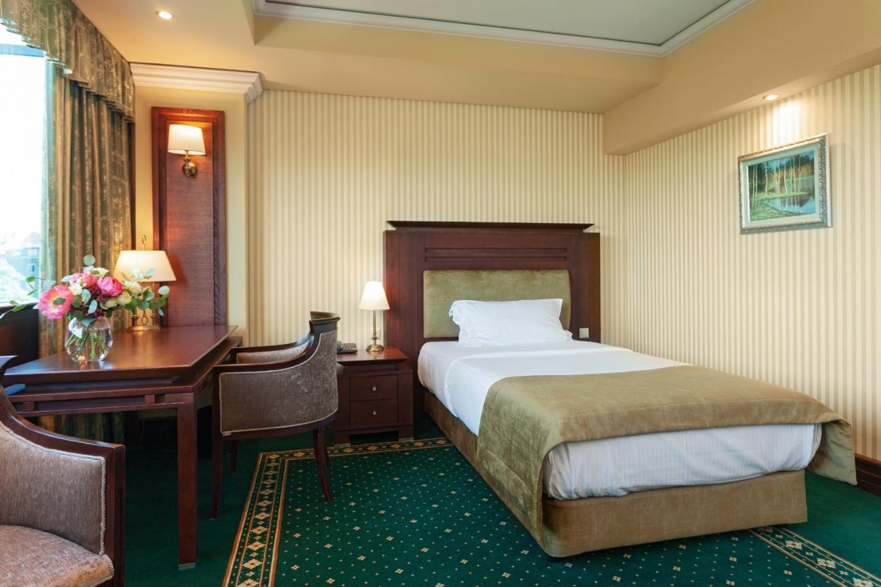 Grand 5* Sofia