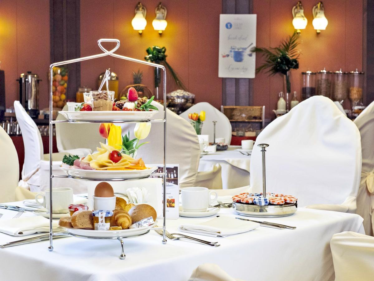Grand Hotel